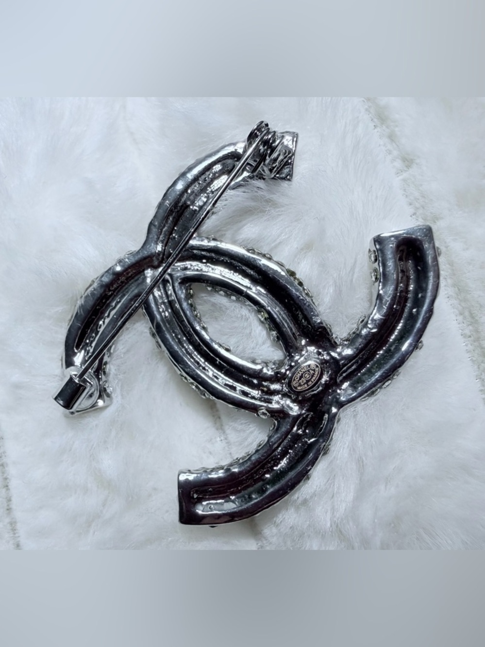CC Brooch - Silver & Black Enamel - Picture 5 of 6